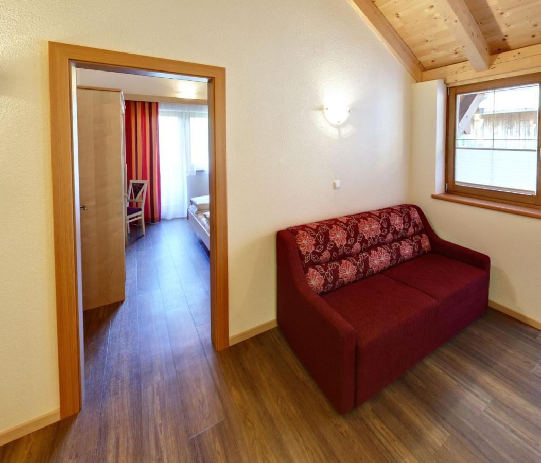 Appartements Am Burgsee 라디스 외부 사진