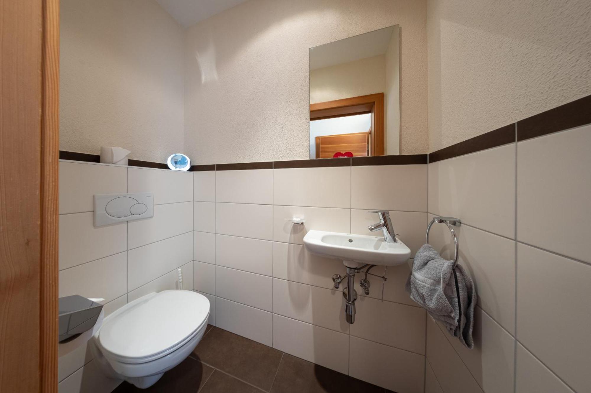 Appartements Am Burgsee 라디스 외부 사진
