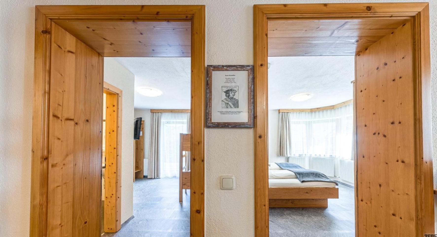 Appartements Am Burgsee 라디스 외부 사진