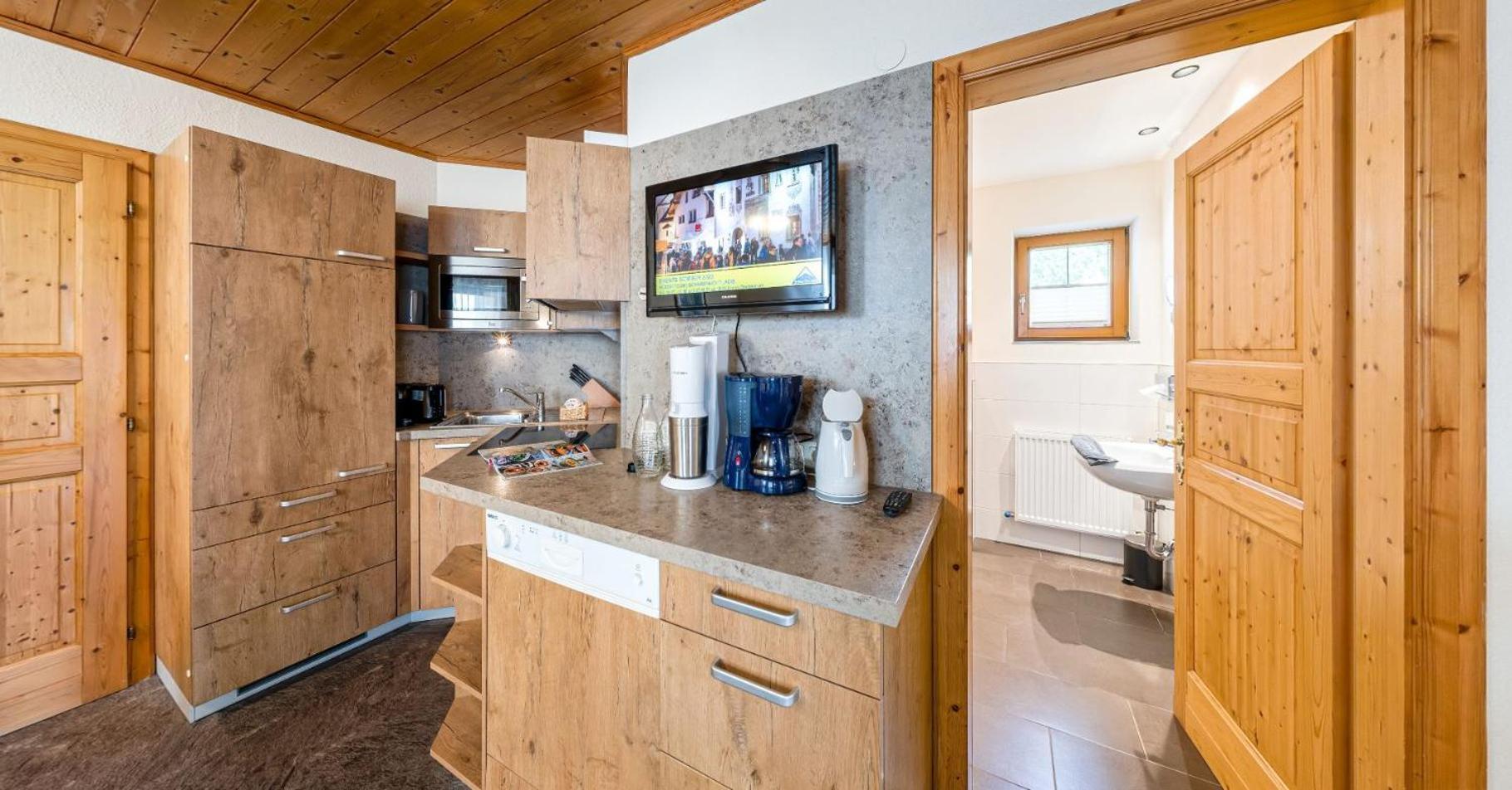 Appartements Am Burgsee 라디스 외부 사진