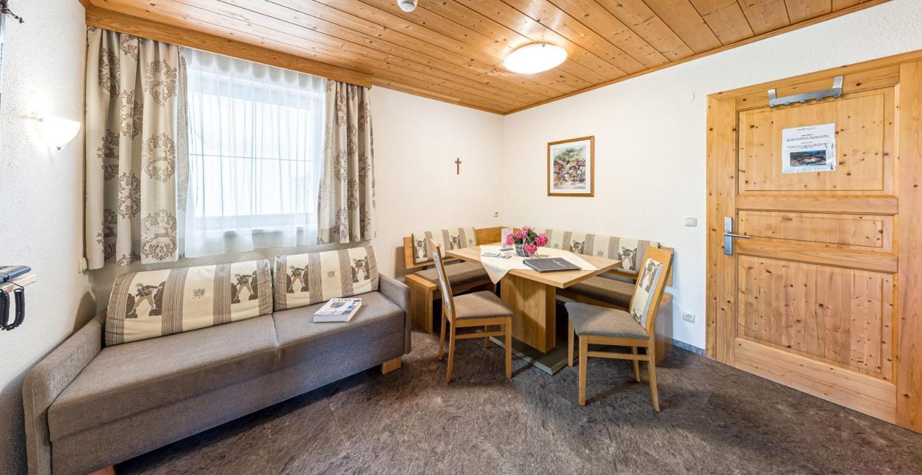 Appartements Am Burgsee 라디스 외부 사진