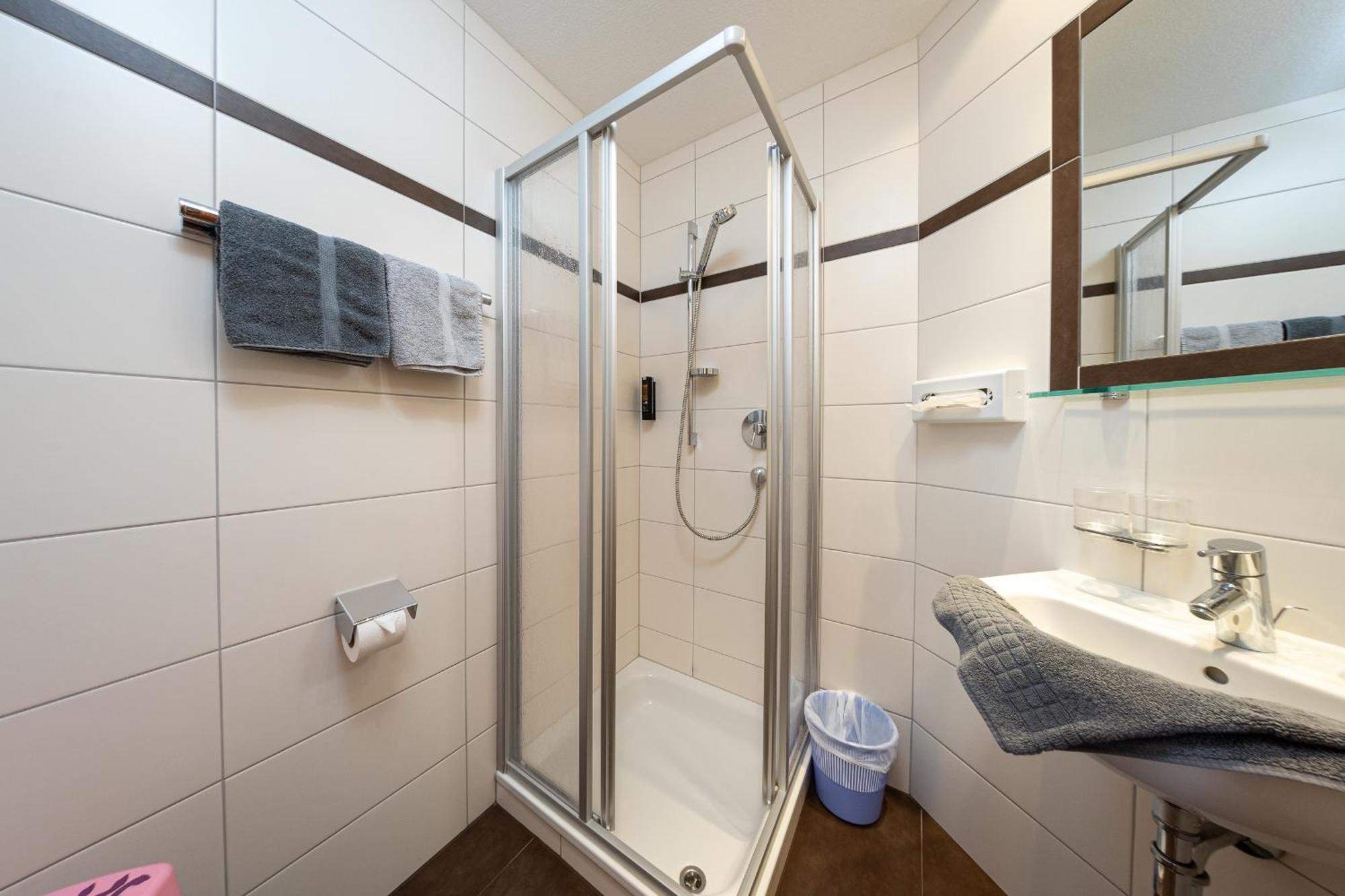 Appartements Am Burgsee 라디스 외부 사진