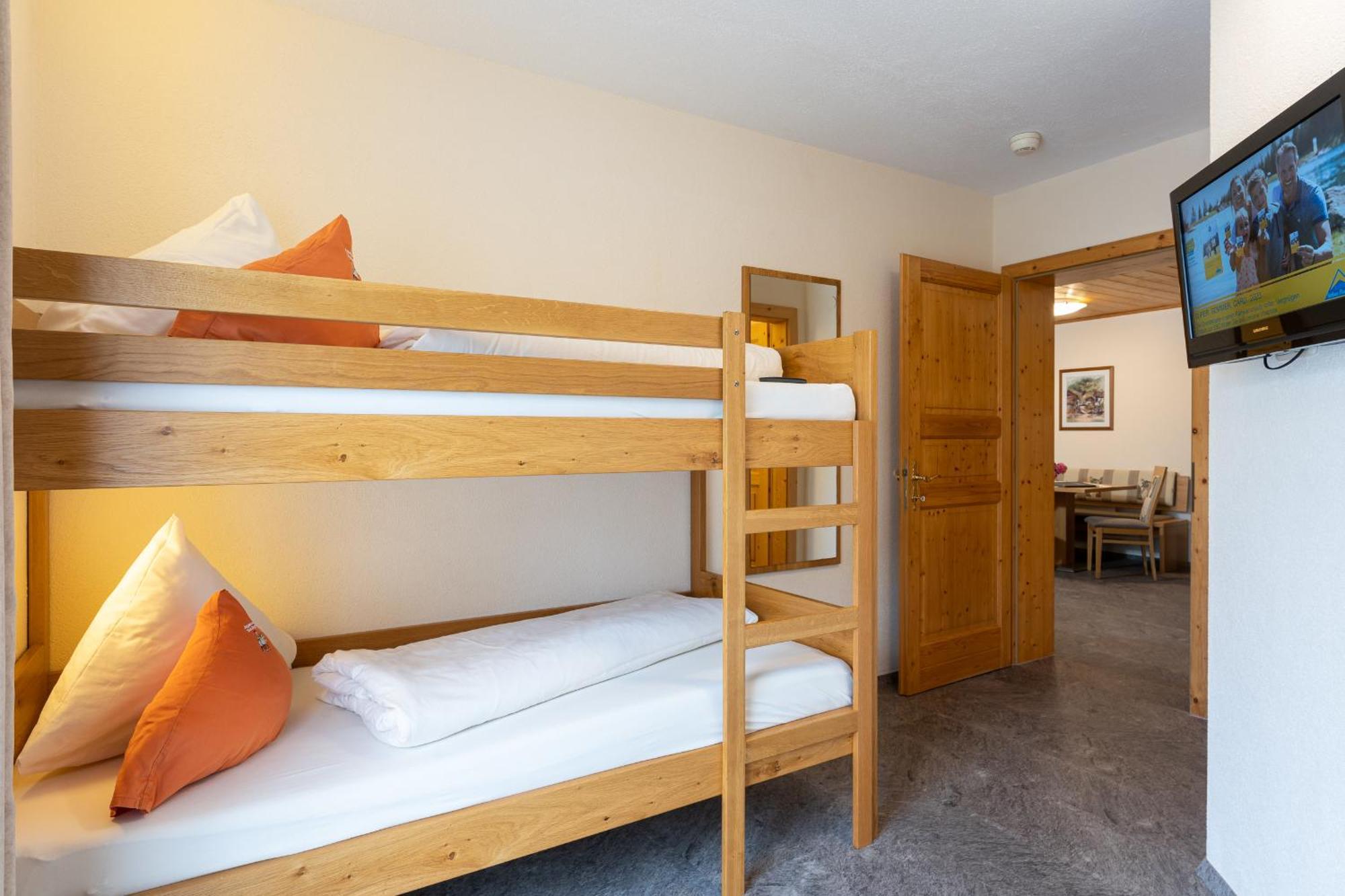 Appartements Am Burgsee 라디스 외부 사진