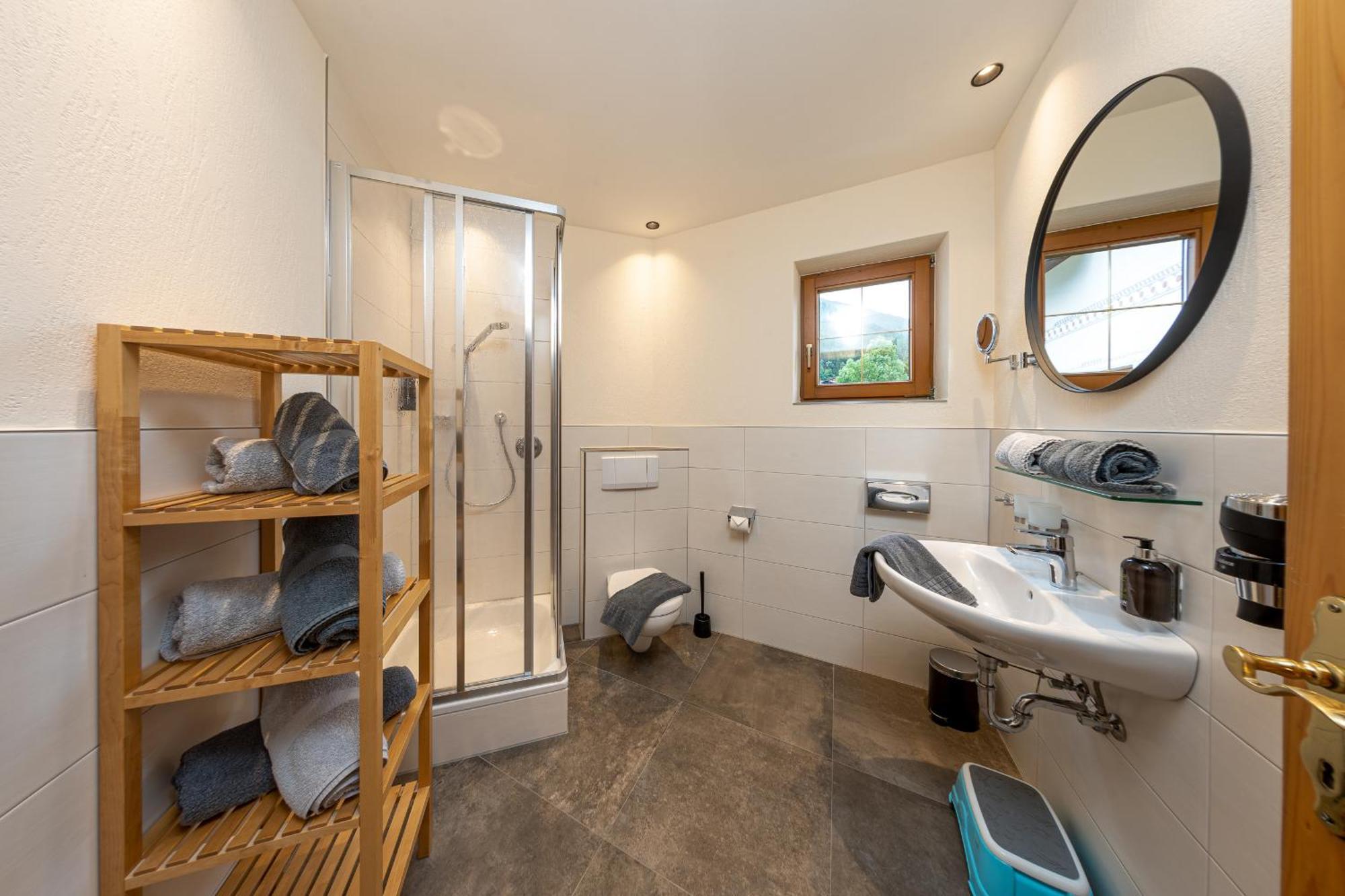 Appartements Am Burgsee 라디스 외부 사진