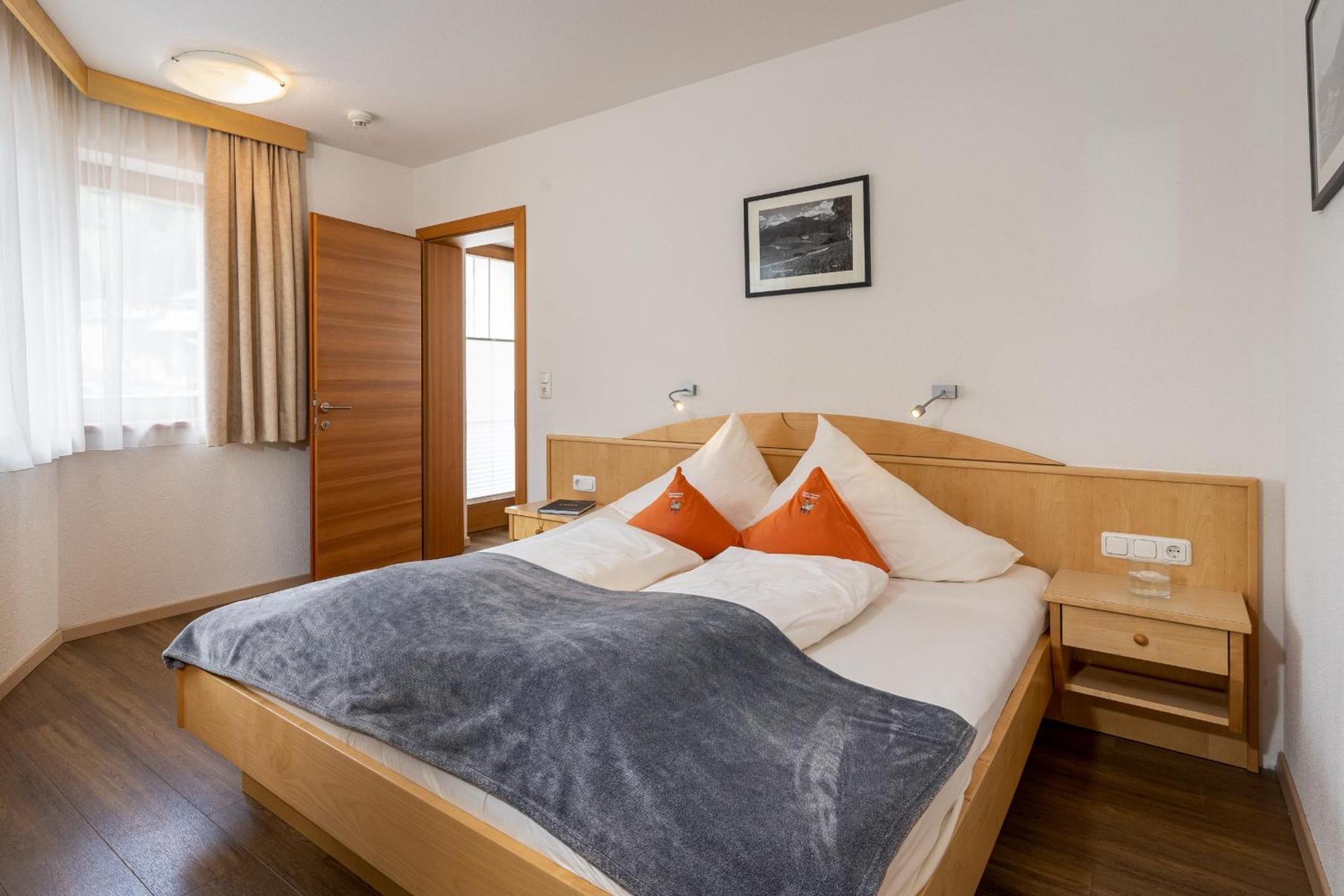 Appartements Am Burgsee 라디스 외부 사진