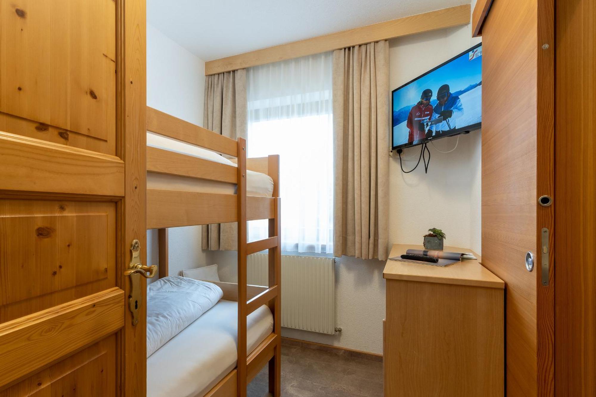 Appartements Am Burgsee 라디스 외부 사진