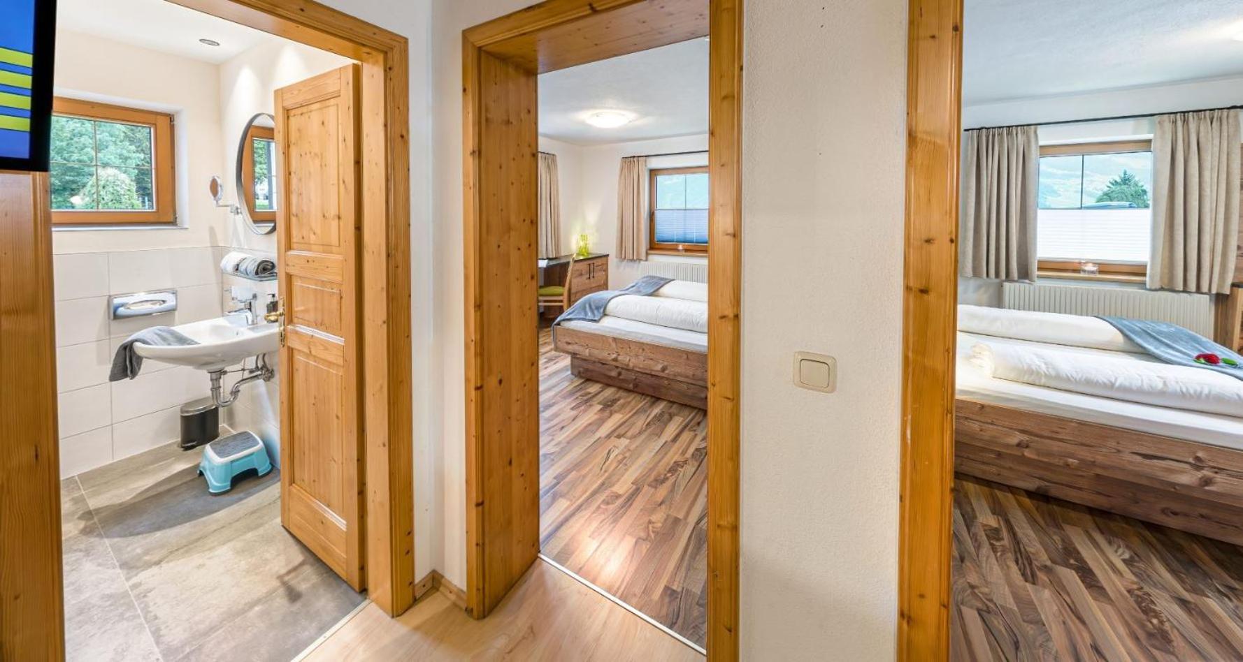 Appartements Am Burgsee 라디스 외부 사진