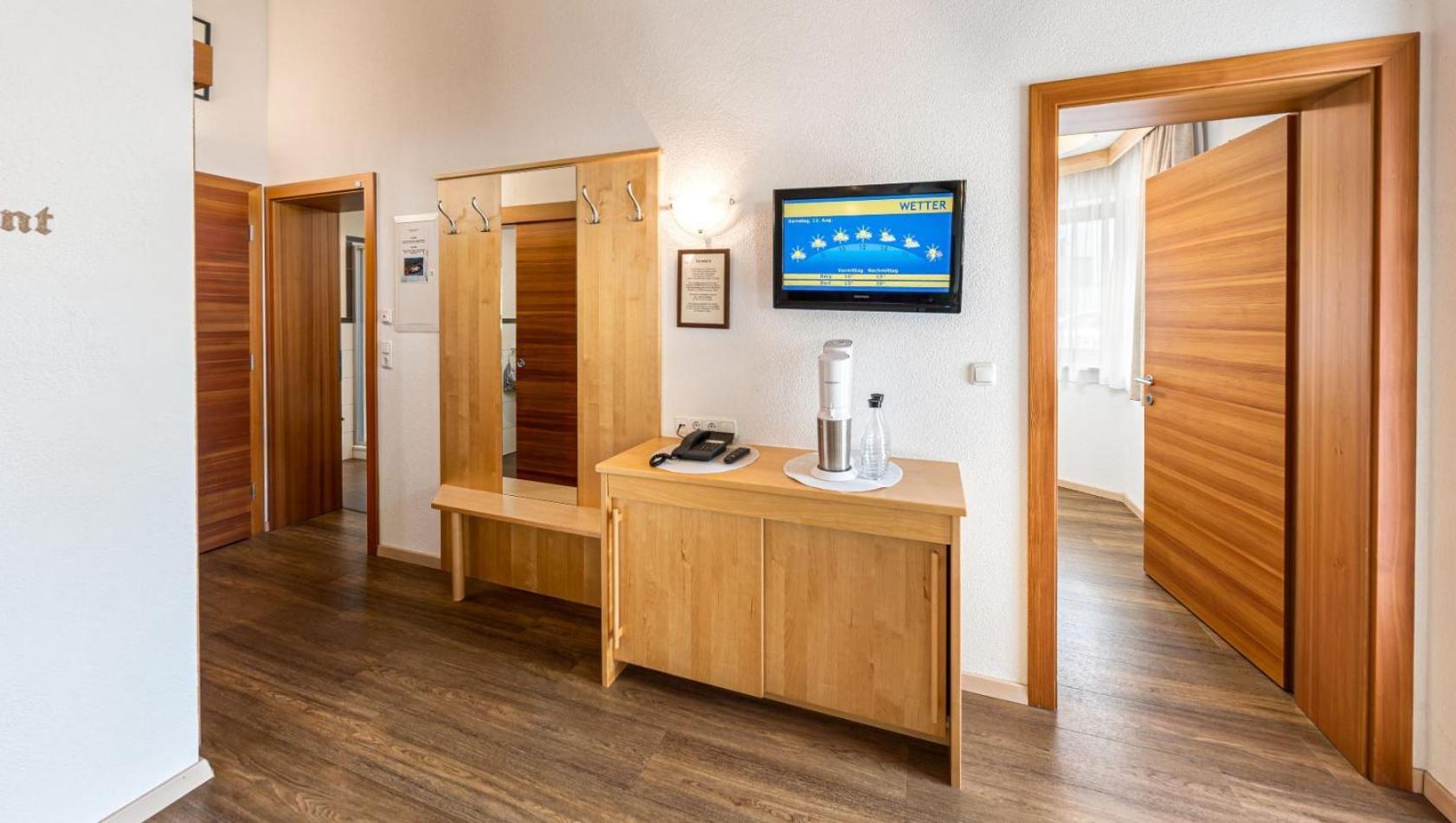 Appartements Am Burgsee 라디스 외부 사진